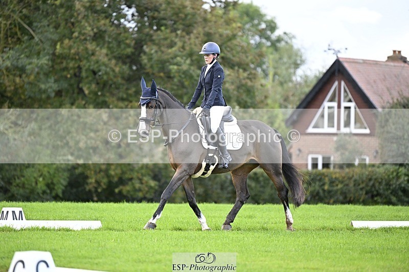 241025-093343-05560 - 351-Grace.Gillard-INDI