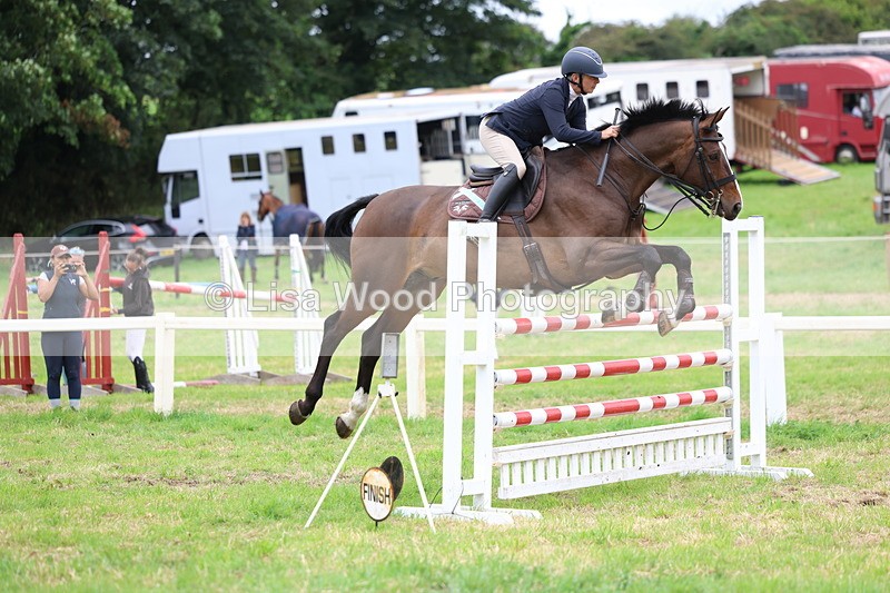 3E7A8317 - Class 8: Senior Foxhunter/1.20m open