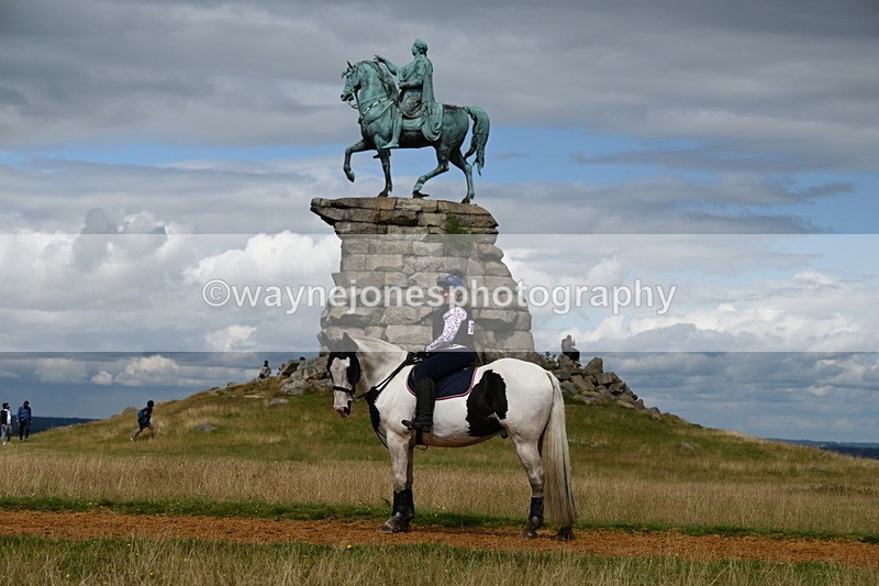 DSC_8977 - Time at Statue 14:33 to 15:10