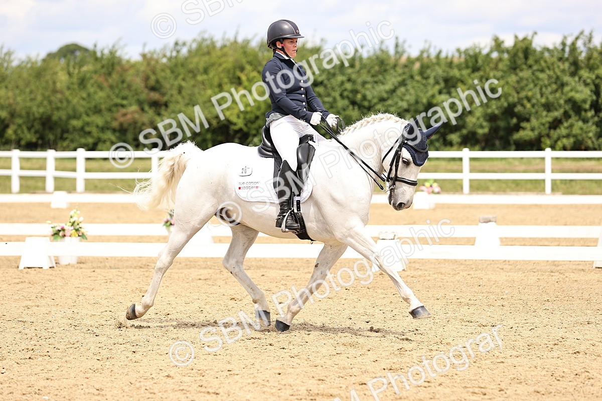 SBM_010255 - Class 8b - Medium 6 - 12.53-14.11