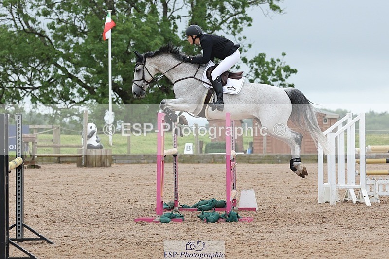 250524-095244-03978 - Cls 13  A&B 1.05m & 1.10m open