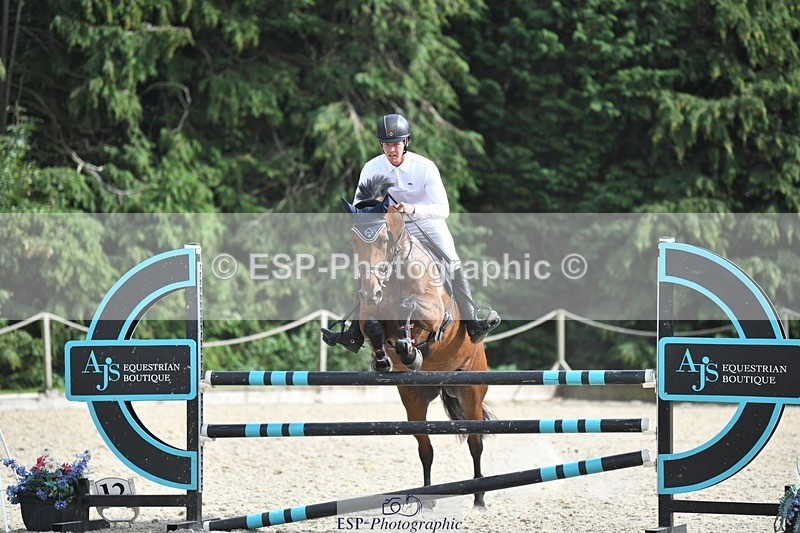 230908-152303-02455 - Cls 8 Snr 1.05m Open