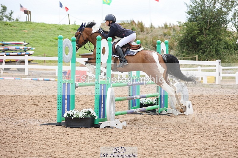 240630A-115142-12790 - Cls 31 Discovery and 90cm Open