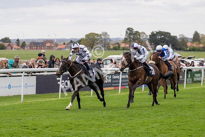 160425-Race 1-Ali Shuffle-2249 - Race 1