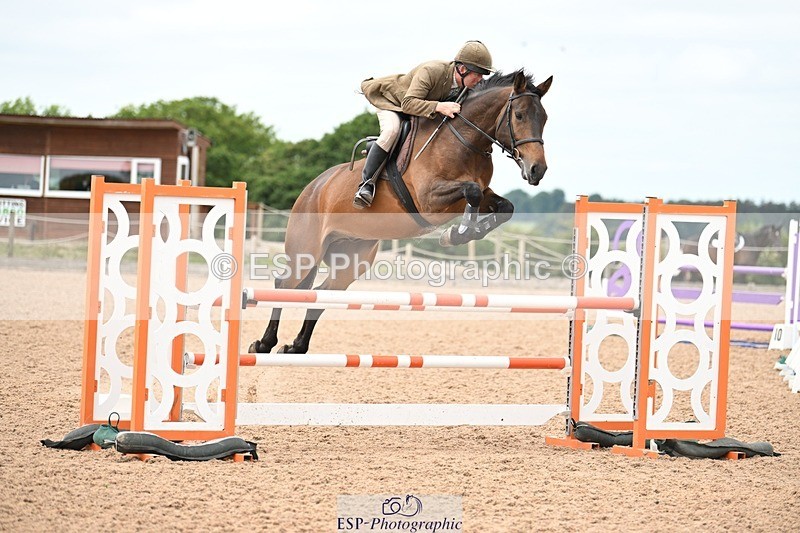 250611-130716-00612 - Cls 4 Snr Newcomers & 1.10m Open