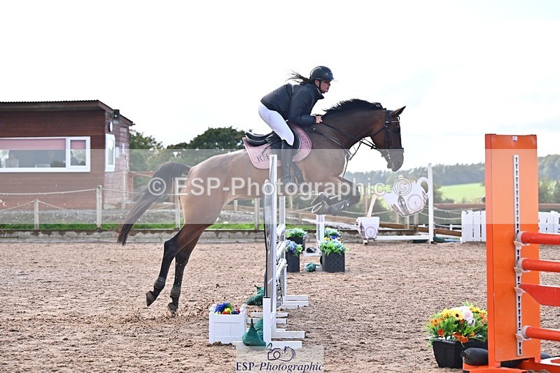 250912-160206-05332 - Cls 13 Snr 1.05m and 1.10m