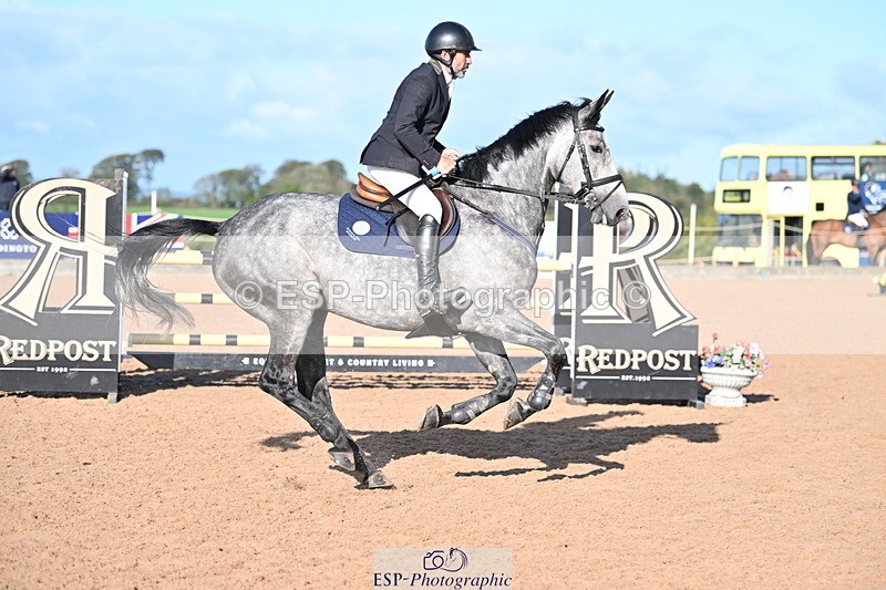 231014A-102318-04077 - Cls 18 Newcomers & 1.10m Open