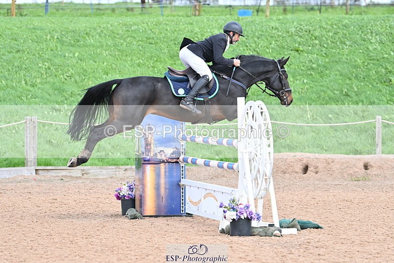 231013A-140405-02562 - Cls 9 Foxhunter & 1.20m Open