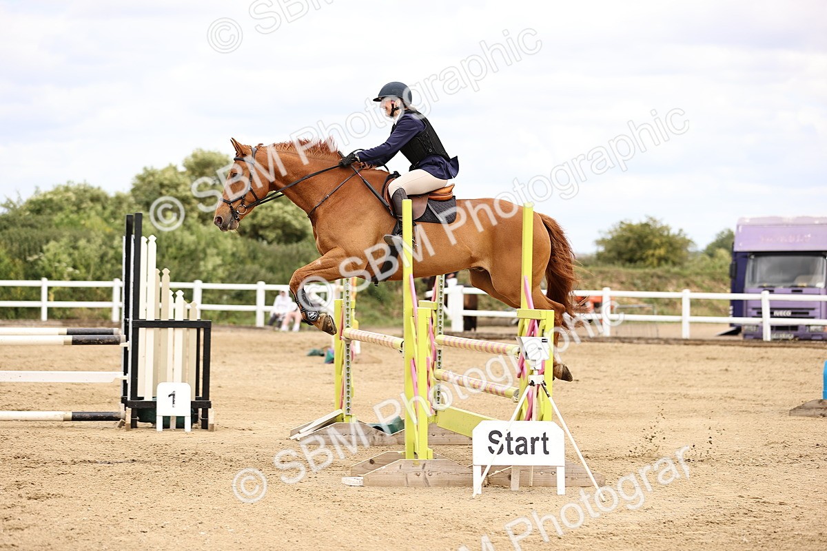 SBM_000430 - Class 4 - 1m showjumping
