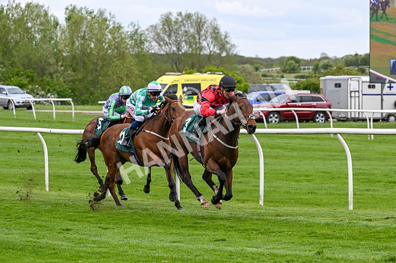 110526-Race 2-Zarvali-0439 - Race 2 3.00pm Racing Welfare Supporting Mental Health Awareness Restricted Novice Stakes
