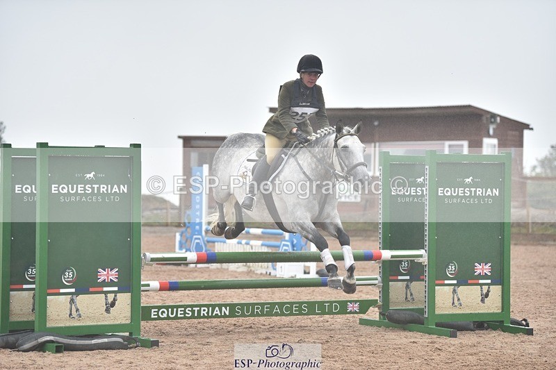 250830-135550-03367 - F-255-Janine.Paterson