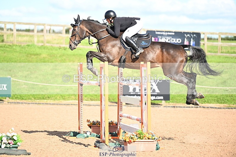 240913A-155516-05104 - Cls 18 National 1.40m Open