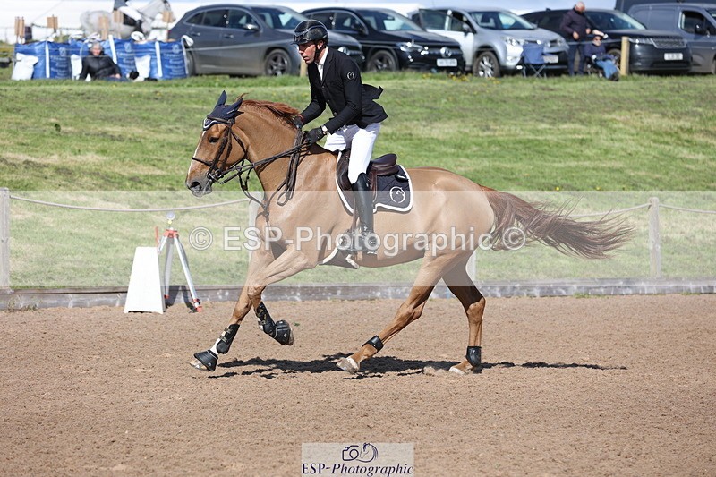 240419A-155836-09072 - Cls 10, 2 Star Big Tour 145cm  15.45 to 16.35 break