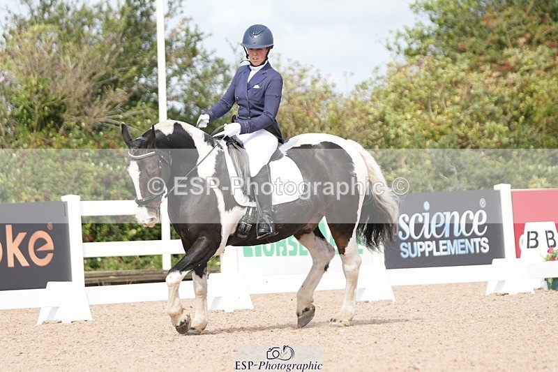 250906-121751-02306 - 082-Samantha.FussellDai.The.Pied