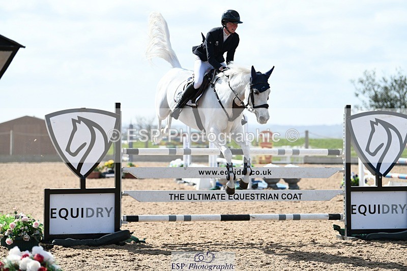 250328-131433-01178 - Cls 3 Snr Foxhunter