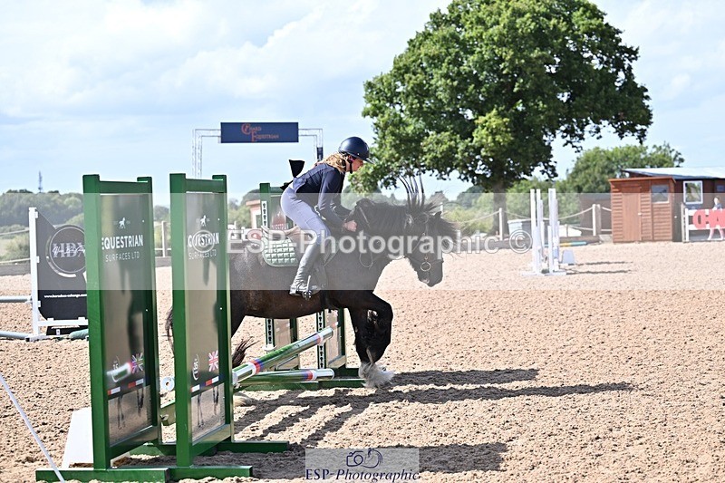 250826-145303-00047 - Clear Round and 60cm