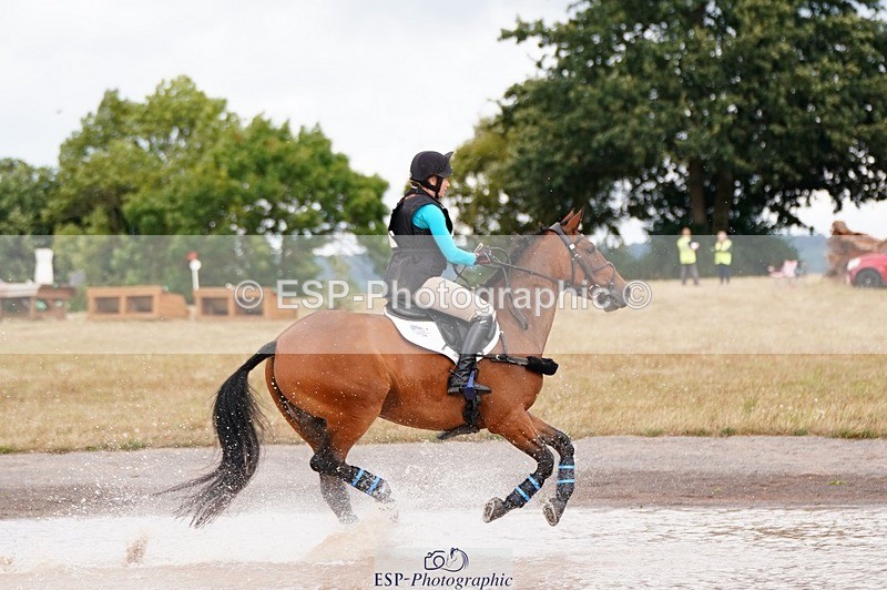 250803A-155556-16741 - O-687-Christina.Wiederkehr-KILLINAS.OISIN