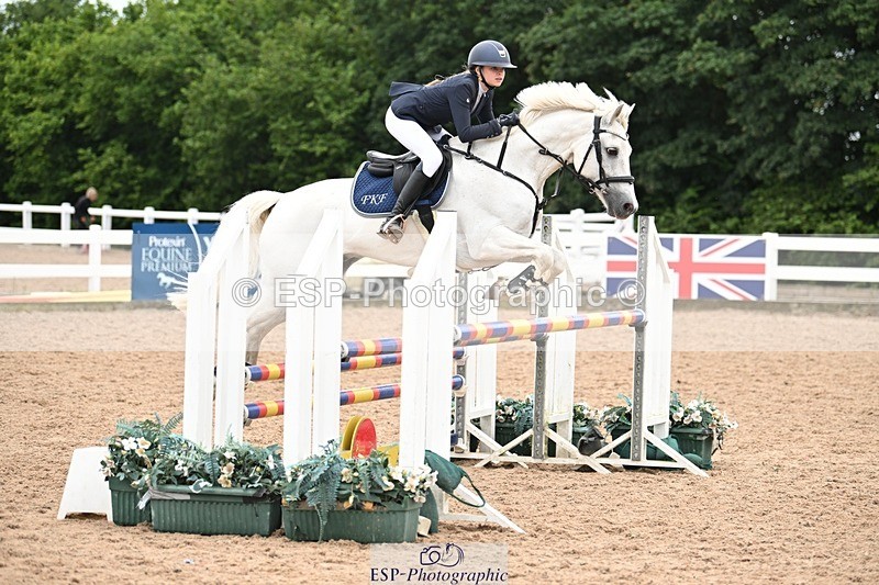 250629-135521-11456 - Cls 37 Newcomers and 1m Open