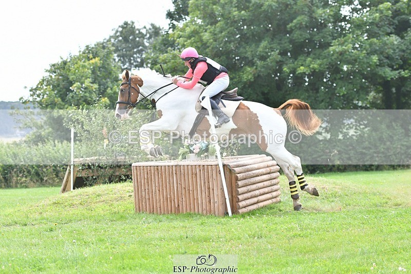 240803-144001-07997 - 162-Susan-Joy_Keeping-WARPAINT