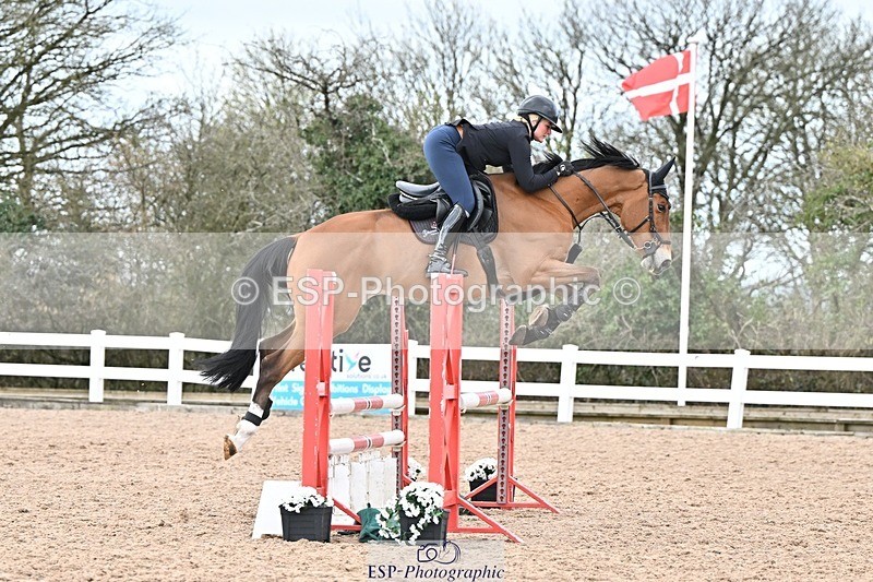 250328-105840-01353 - Cls 8 British Novice and 90cm
