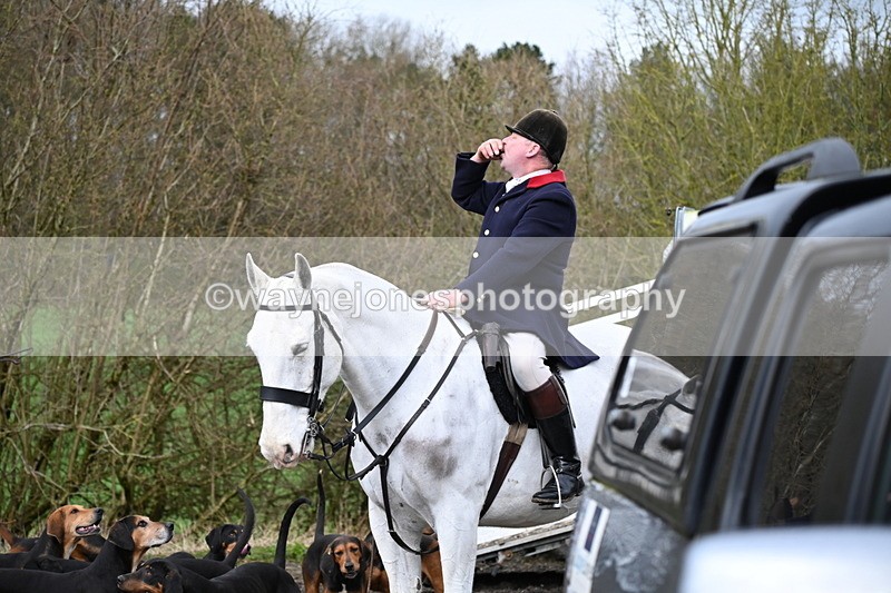 WJ6_8540 - Meet & Line One