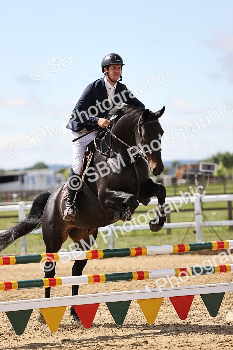 SBM_002111 - Class 9 - Senior British Novice - 90cm