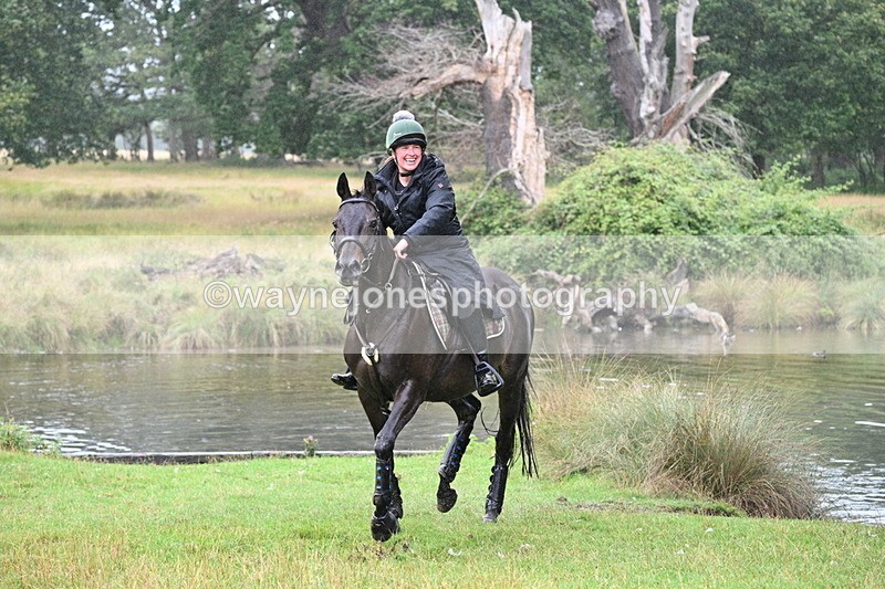 WJ7_9020 - Time at Water 11:53 to 12:23