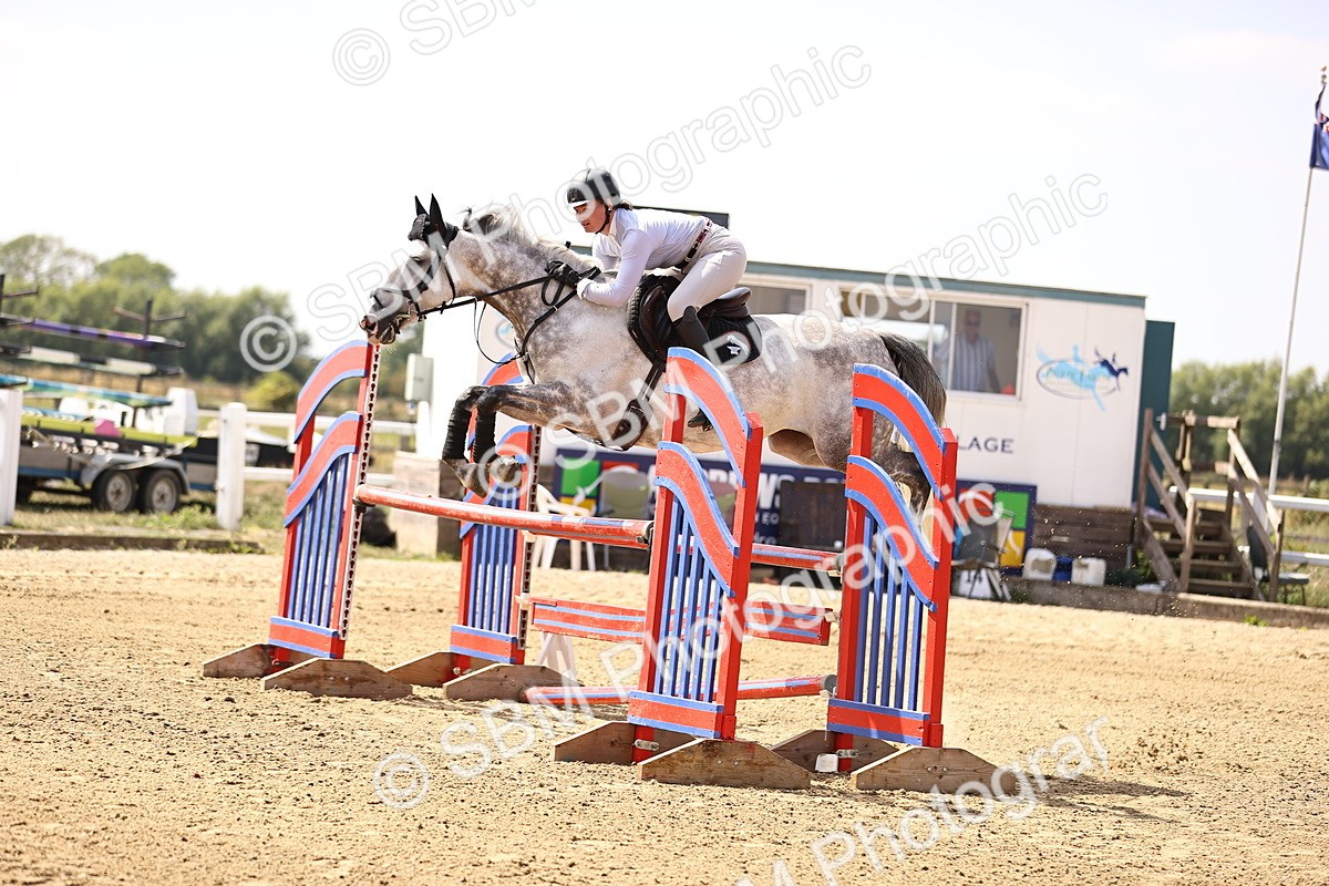 SBM_006623 - Class 12 - Amateur Championship Qualifier 1.05m