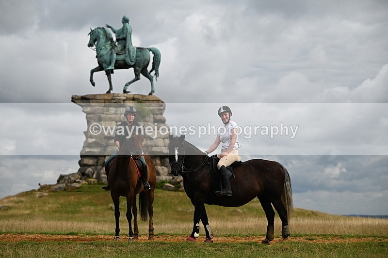 DSC_4358 - Time at Statue 09:50 to 11:09