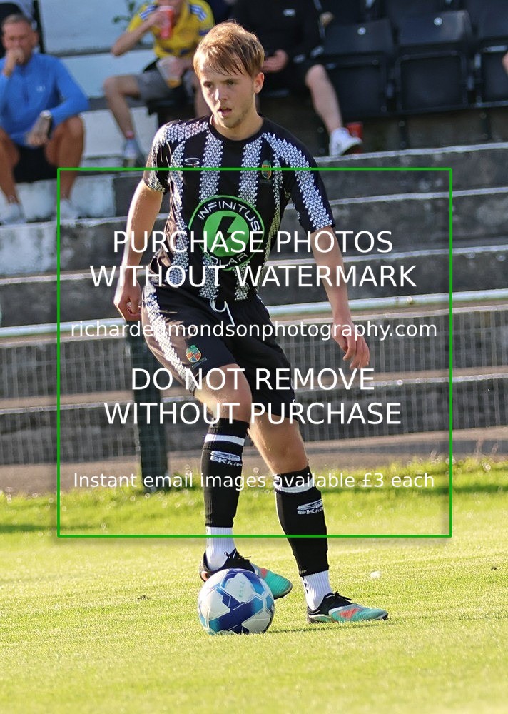 533A5191 - Kendal Town vs Kendal United
