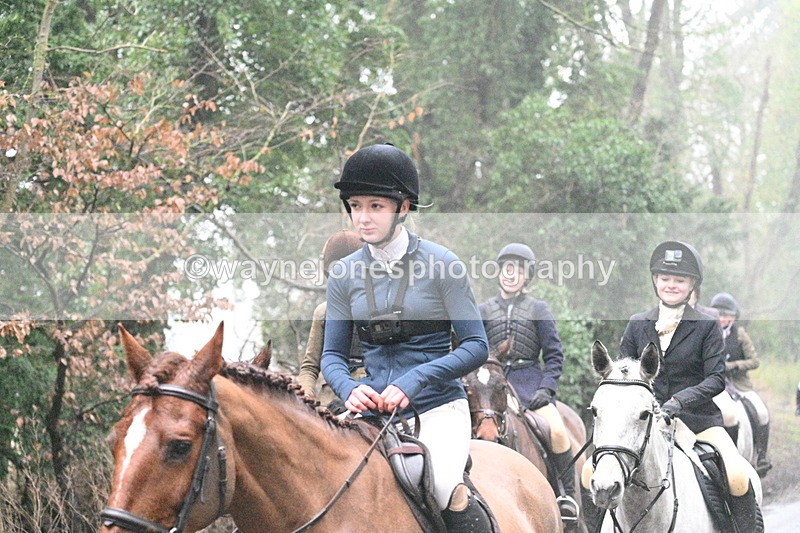 WJ7_3897 - In-between lines