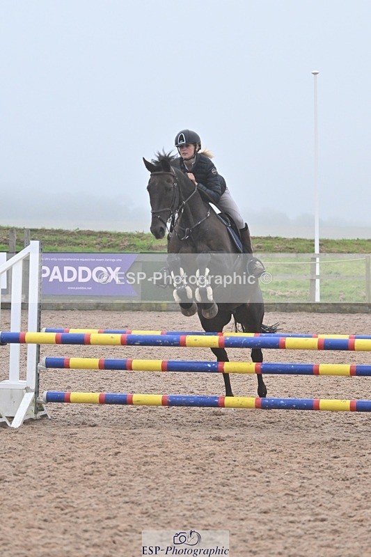 240813-192118-00893 - Classes 7 A&B 90cm