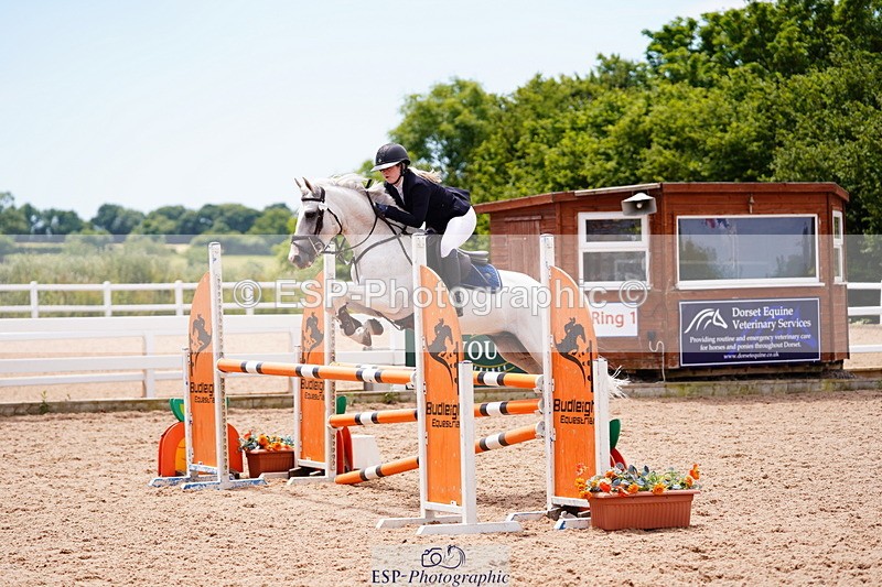 240629A-125720-05515 - Cls 18 Newcomers and 1m Open