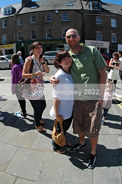 A Quick Pose - Montrose Music Festival 2009