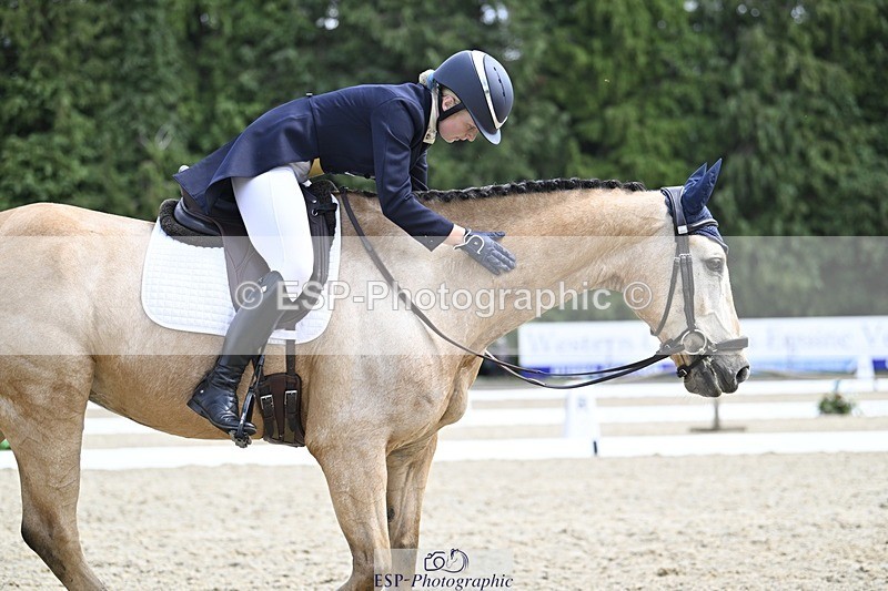 240523-133523-04838 - 109-MJM_BOBBY_DAZZLER-Rosie_Ringer