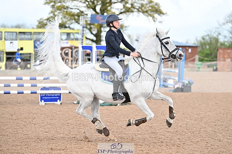 240506A-110914-08433 - Cls 3  Pony Discovery & 90cm Open