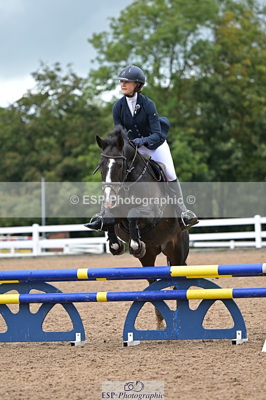 240925A-110108-00178 - Cls 1 British Novice and 90cm Open