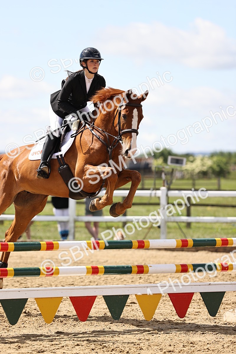 SBM_002217 - Class 9 - Senior British Novice - 90cm