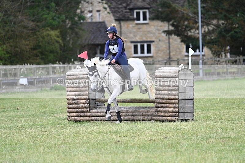 WJ7_5175 - 60cm XC Time 10:17 to 10:49