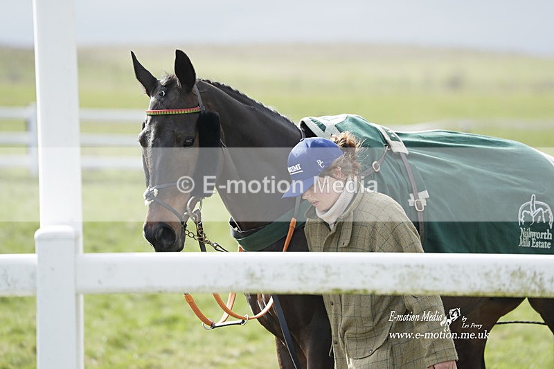 PtP 260323 0859 - New Forest Hounds Point-to-Point Larkhill 26/03/23