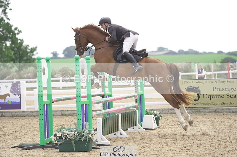 230810A-140624-02610 - Cls 4 1.05m Amateur Quali