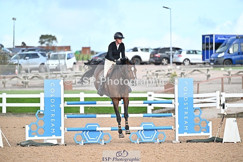 261014-143725-00803 - Cls 07 Snr Fox & 1.20m Open