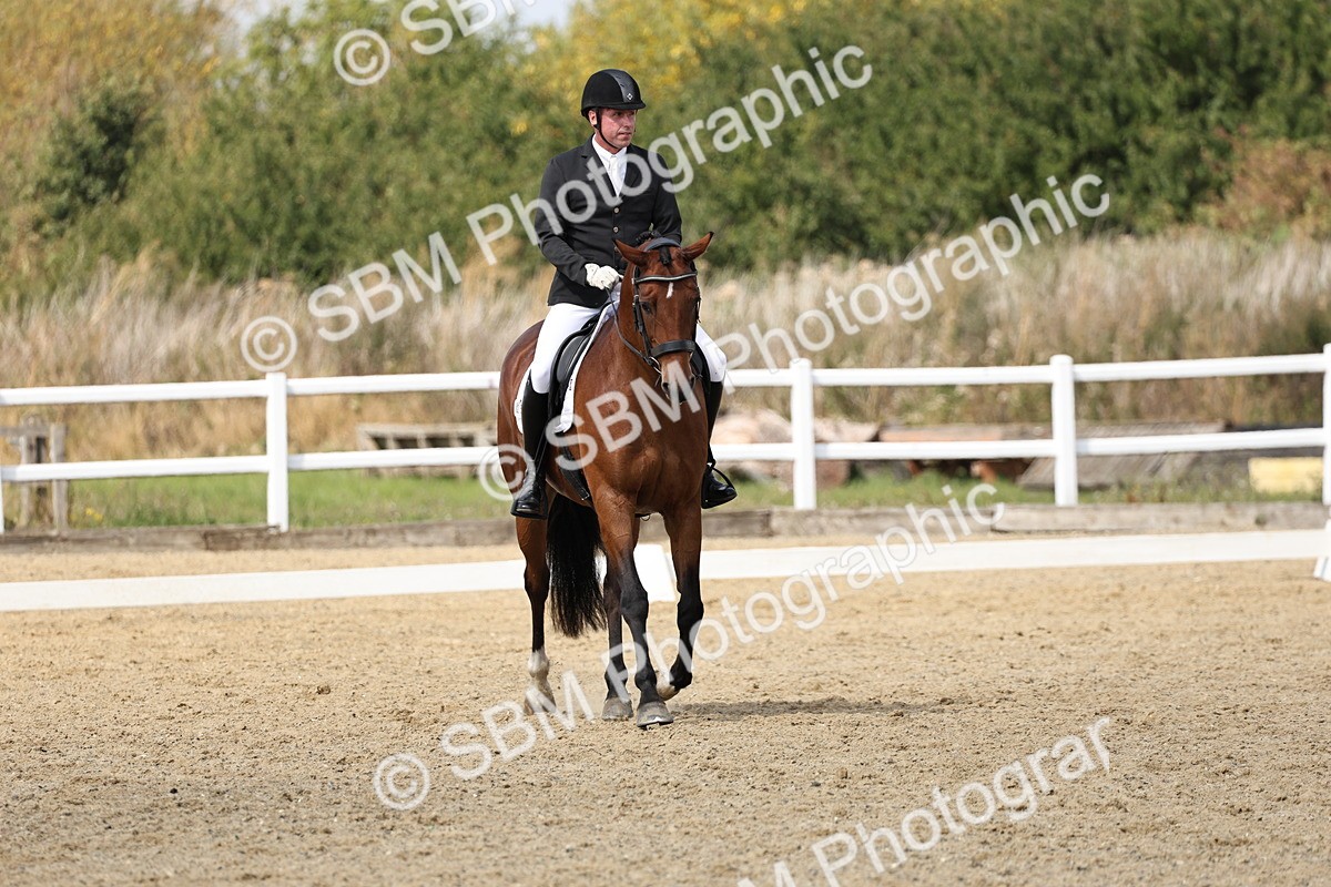 SBM_018728 - Class 16 - Novice 5 - 12.08-13.11