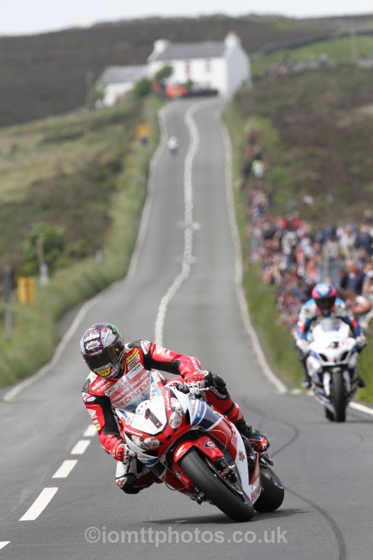 John McGuinness Honda / Honda Racing - Pokerstars Senior TT