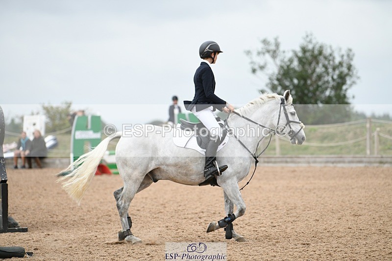 250807-111419-00525 - 90cm Round 1