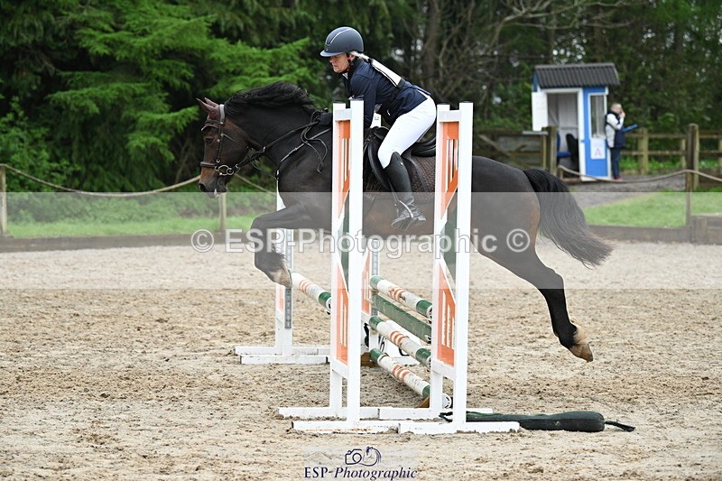 250418A-141906-01121 - UnAff 70cm