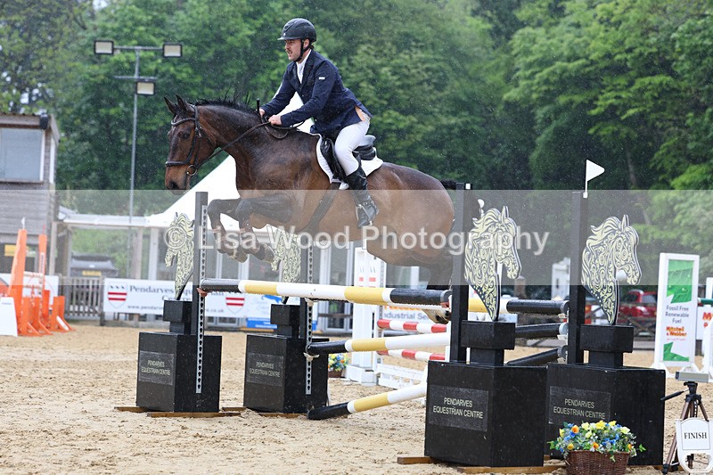 3E7A7180 - Class 7: Senior Newcomers/1.10m open