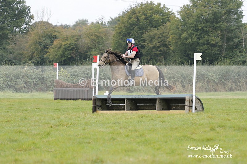  WWHT 171021 1948 - Novice Pairs (0.80m)  17/10/21