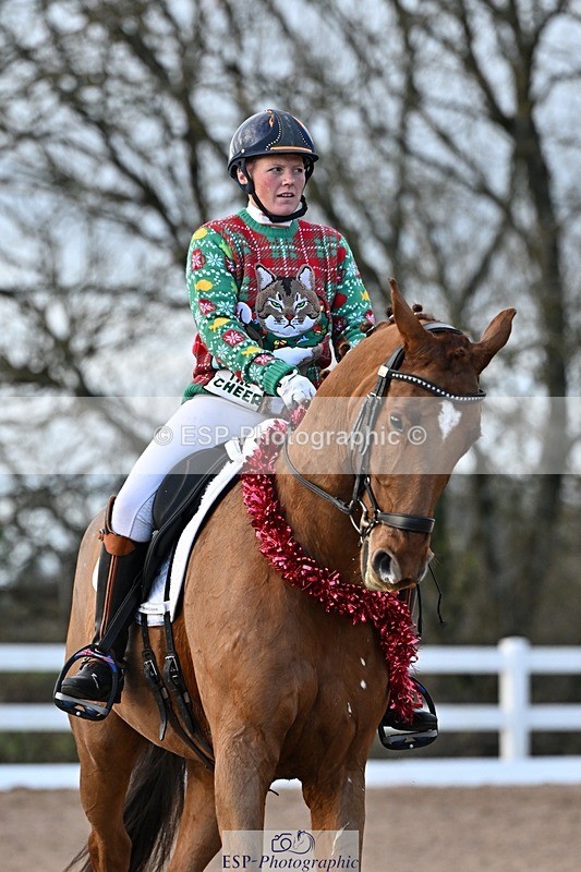 241214-150545-03094 - 137-Tyler.Bradshaw-Gijsbert