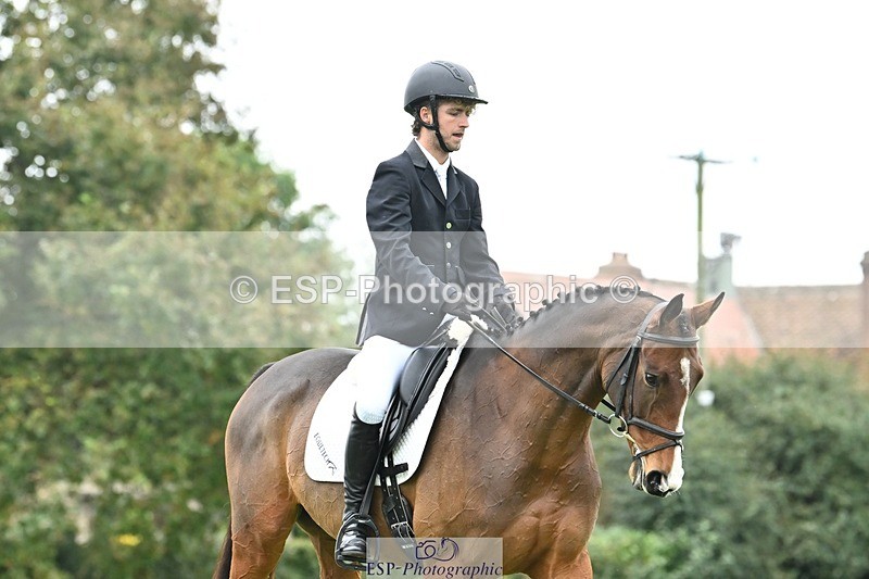 241024-133255-04135 - 327-Daniel.Hockey-JANE.CAMILLE